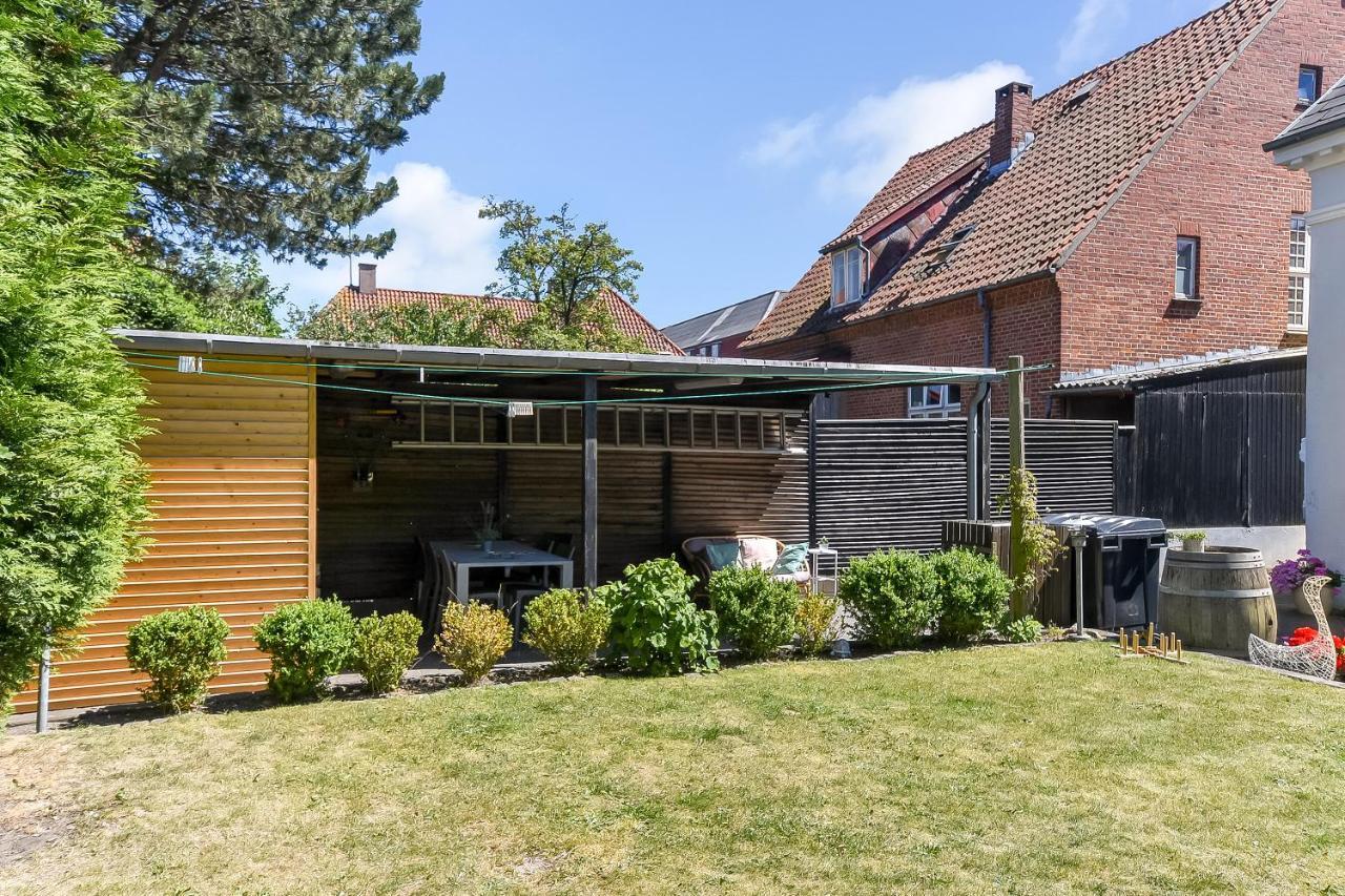 Sweethome Guesthouse Esbjerg Exterior photo